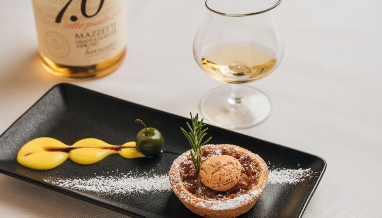 Vivi l’esperienza gourmet di Materia Prima by Mazzetti d’Altavilla tra piatti d’autore e grappe d’eccellenza nel cuore del Monferrato.
