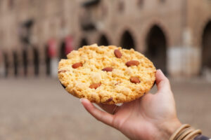 Sbrisolona festival 2025: dal 17 al 19 ottobre 2025 tre giorni dedicati alle eccellenze della pasticceria italiana.