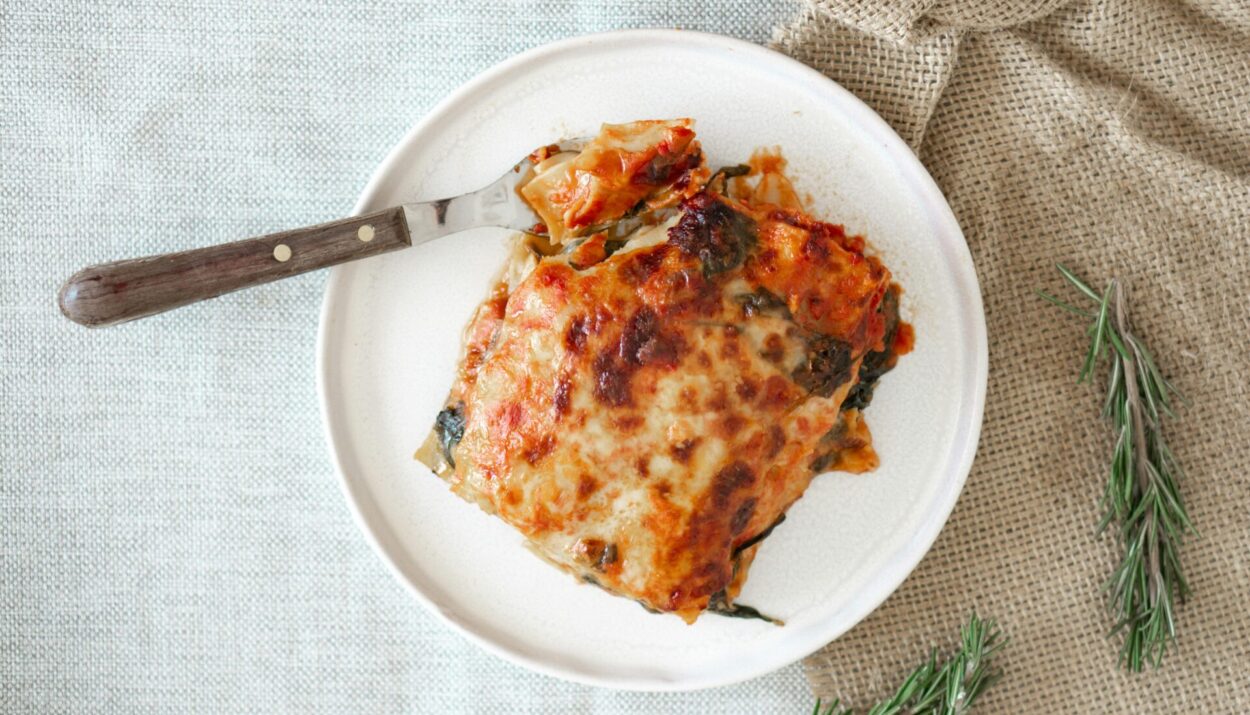 Dalla lasagna alla carbonara: la classifica dei piatti regionali più cercati dagli italiani
