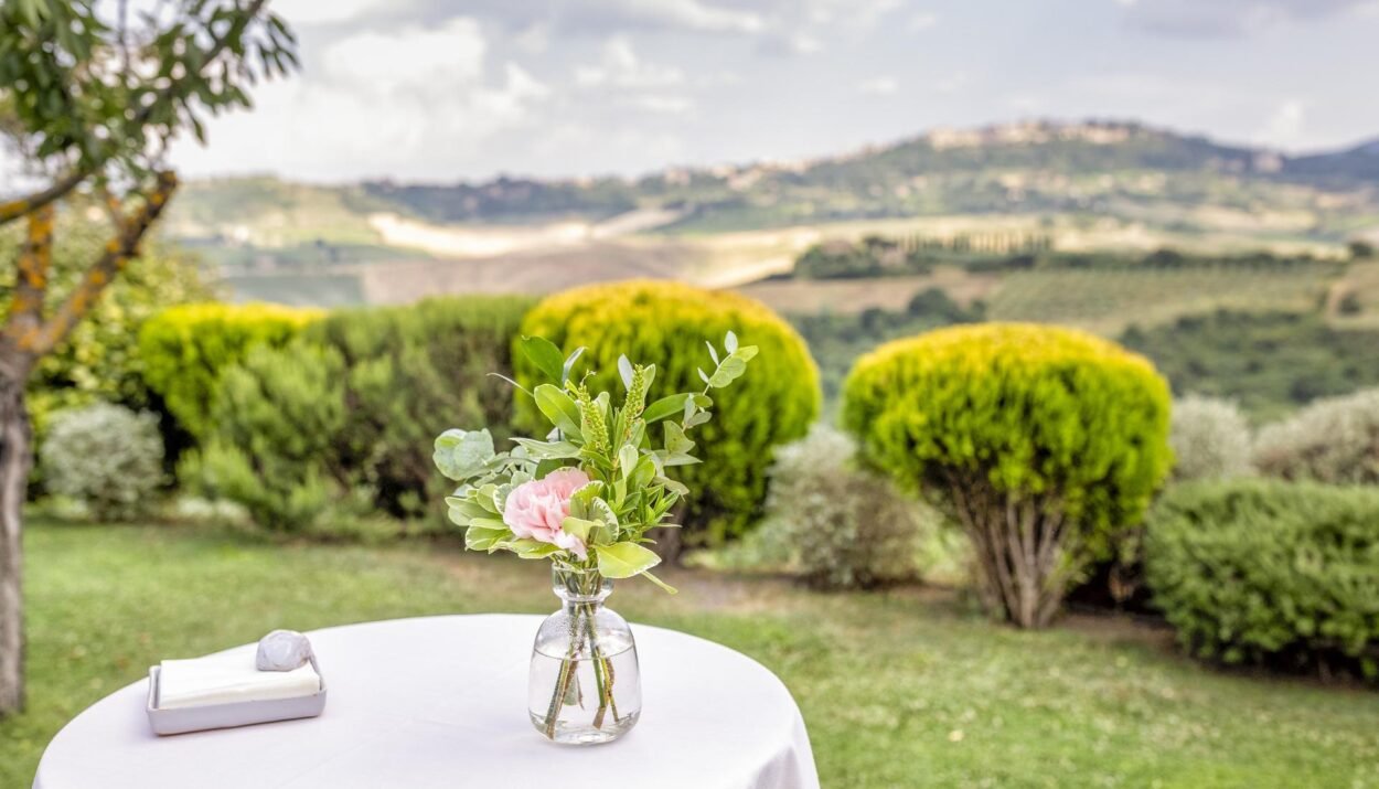 Lupaia Dinners with the local winemakers: cene esclusive tra vino e cucina d'autore
