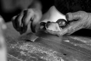 Scopri 3 ravioli fusion che uniscono sapori dal mondo e cucina italiana. Ricette originali da cucinare oggi stesso!