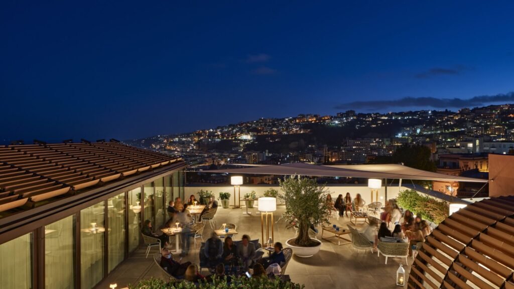 SaporiNews-PANORAMA_TERRAZZA_Hotel-de-Bonart-Naples-Curio-Collection--1024x576 Natale e Capodanno a Napoli con lo chef Nino Di Costanzo