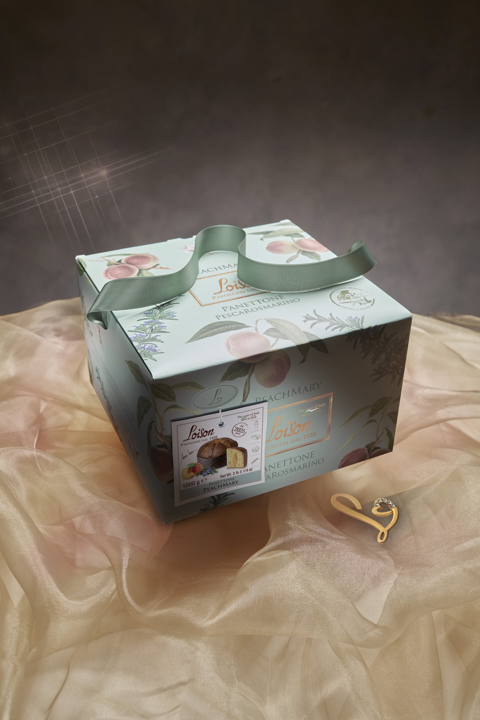 SaporiNews-peachmary®-il-panettone-novita-loison-il-nuovo-panettone-con-pesca-e-rosmarino- Panettone PeachMary®: la proposta più audace del Natale 2025