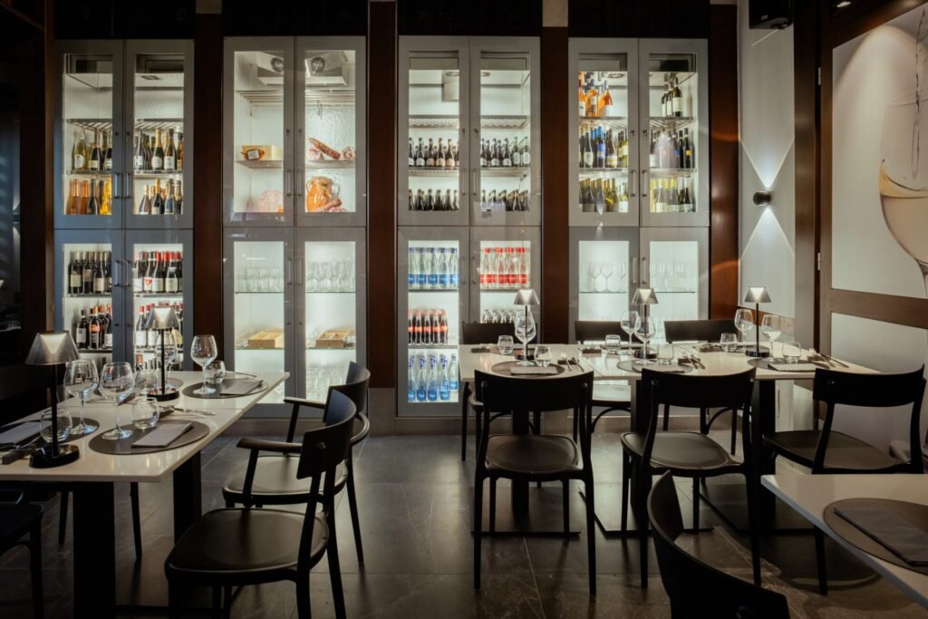 LaNotizia94_AlessandraFarinelli_026-HDR-min-1024x683 Enzo Coccia racconta la storia di Napoli con “Metti il disco”