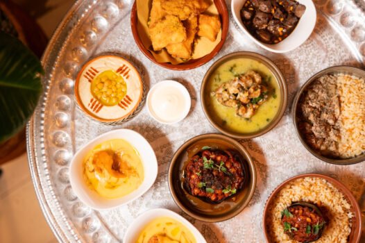 MEZE_--526x350 Milano Cortina 2026: olimpiadi a tavola. I ristoranti da non perdere