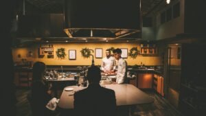 Scopri lo Chef’s Table di Adagio: 12 portate live tra Sicilia e Piemonte. Solo 6 posti, prenota ora un’esperienza unica nel Monferrato!