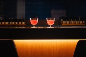 Solo a febbraio al LabSolue Bar di Magna Pars Milano: scopri il cocktail ispirato al profumo 214 Legno di Pepe. Saporinews