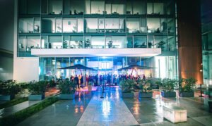 Bluesquare Milano conquista Tortona, aperitivo lungo e serate live