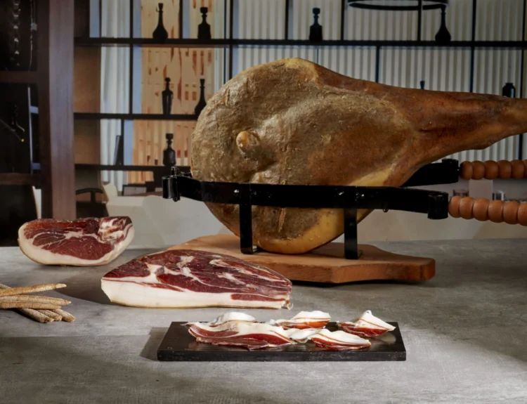 Primavera 2026 firmata Maletti 1867: tradizione artigianale modenese in tavola