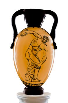 Vaso-ellenico-sfondo-bianco-by-Giotti-2-233x350 A Pasqua l'uovo è tradizione. Ecco le novità