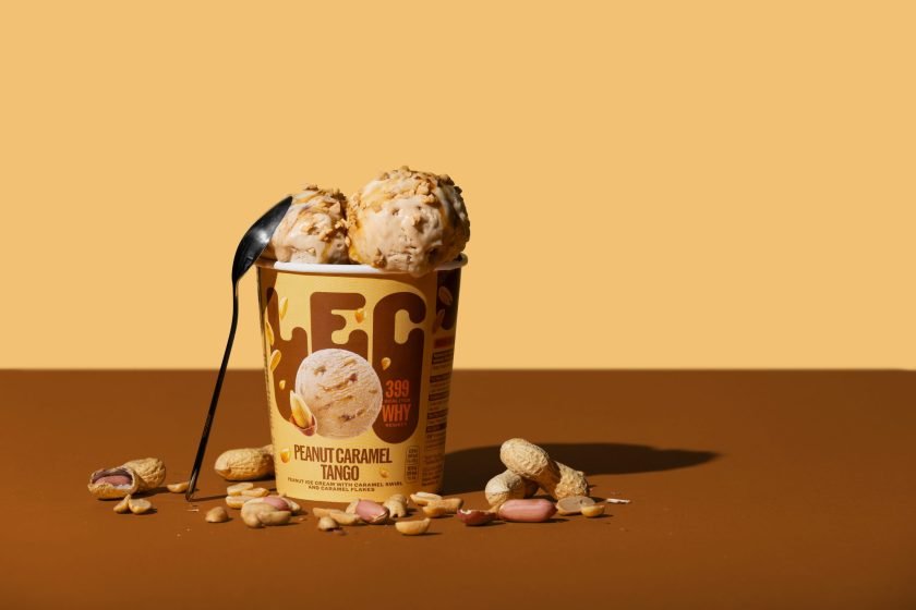 IMG_1894-840x560-1 LEC lancia WHY NUT? -Gelato light nocciola e cacao con meno di 400 calorie