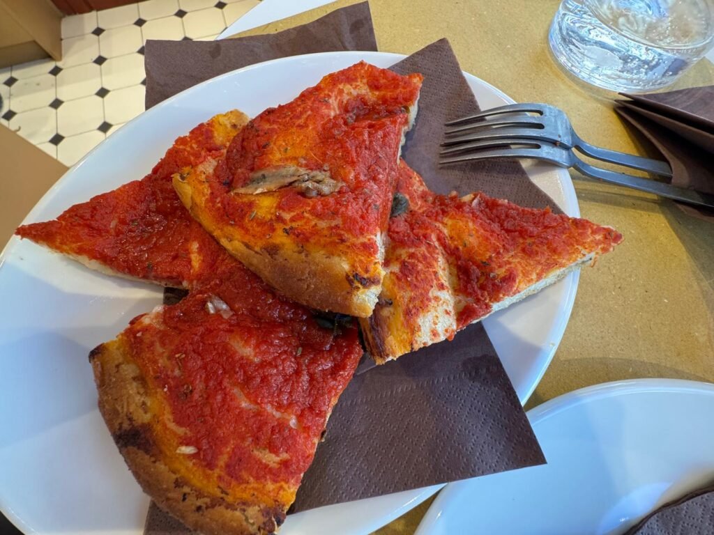 WhatsApp-Image-2026-04-04-at-10.02.05-1024x768 Breadroom: dove il pane di famiglia diventa esperienza, tra radici pugliesi e gusto contemporaneo