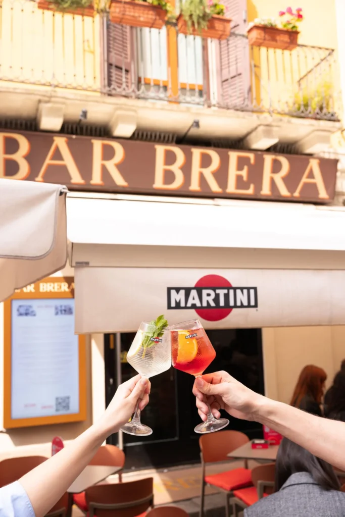 Bar-Brera_Martini.jpg-1-683x1024 Martini e Bar Brera: un nuovo brand space nel cuore di Milano