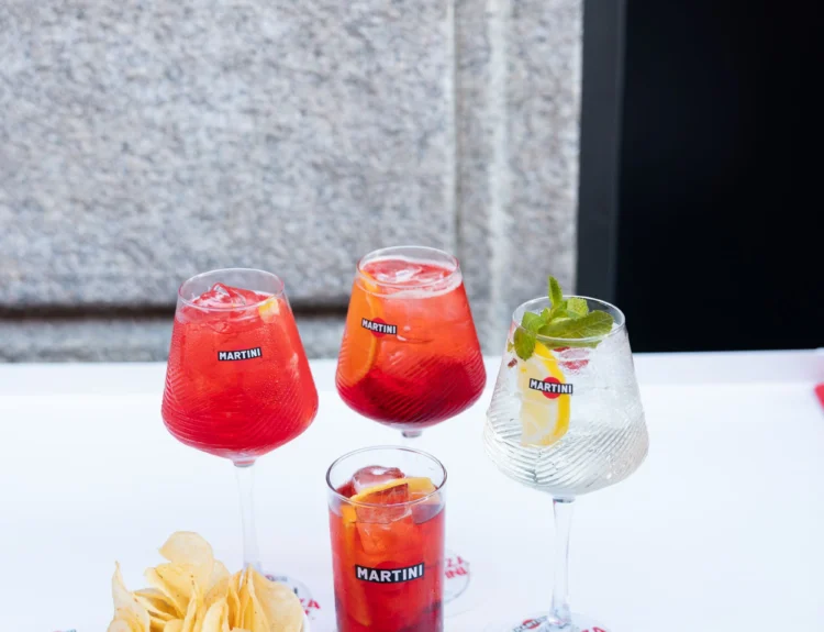 Un’indagine Martini rivela come cambiano le abitudini degli italiani sui drink