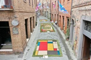 Città della Pieve si prepara all’Infiorata: fiori, sapori e tradizione nel cuore dell’Umbria - 20/21 giu