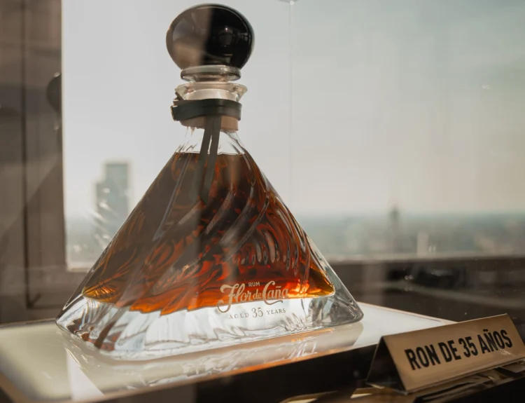 Flor de Caña lancia l’esclusivo Rum 35 Anni per i 135 anni
