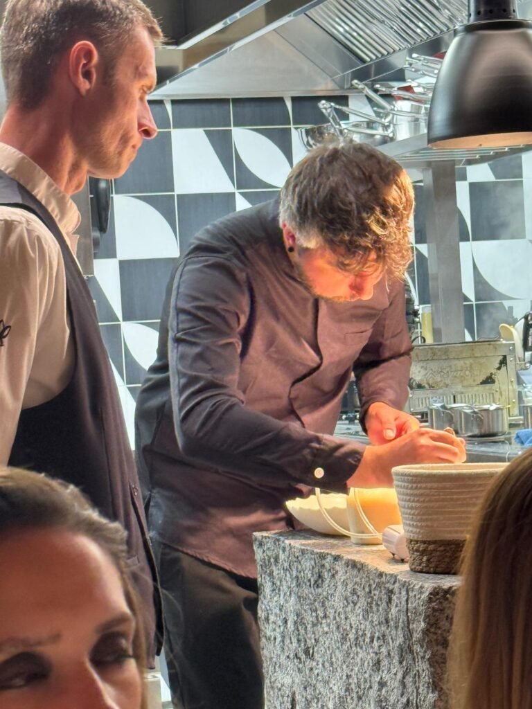 chef-Attilio-Galli-768x1024 Al Peršéf Livigno: il ristorante di montagna con cucina a vista e prodotti a km 0