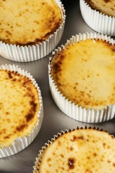 Street-Smash-Burgers_Basque-Cheesecake_3-233x350 Street Smash Burgers_Basque Cheesecake_3