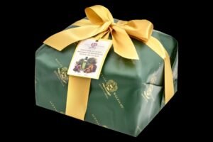 Acetaia Malpighi, il panettone d’autore con fichi e cioccolato
