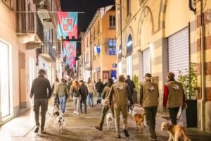 Alba inaugura la stagione del tartufo con una grande festa