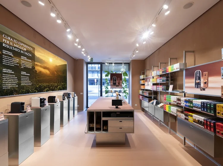 Caffitaly apre a Milano: il nuovo concept store trasforma il rito del caffè